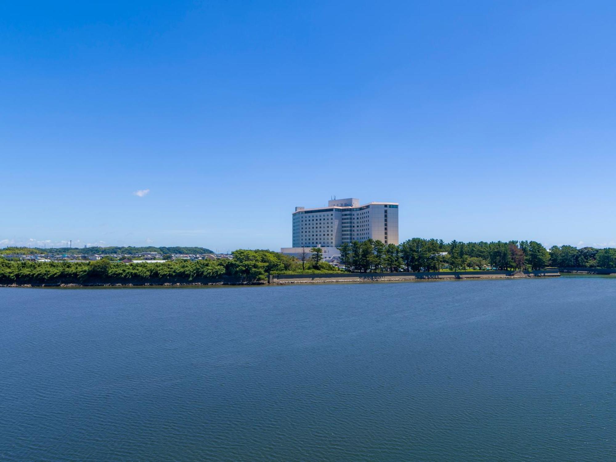 Grand Mercure Lake Hamana Resort & Spa Hamamatsu Exterior photo